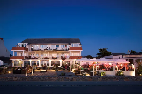 Exterior frontage at night 